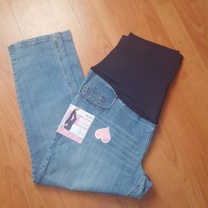Great Expectations Maternity Ankle Jeans